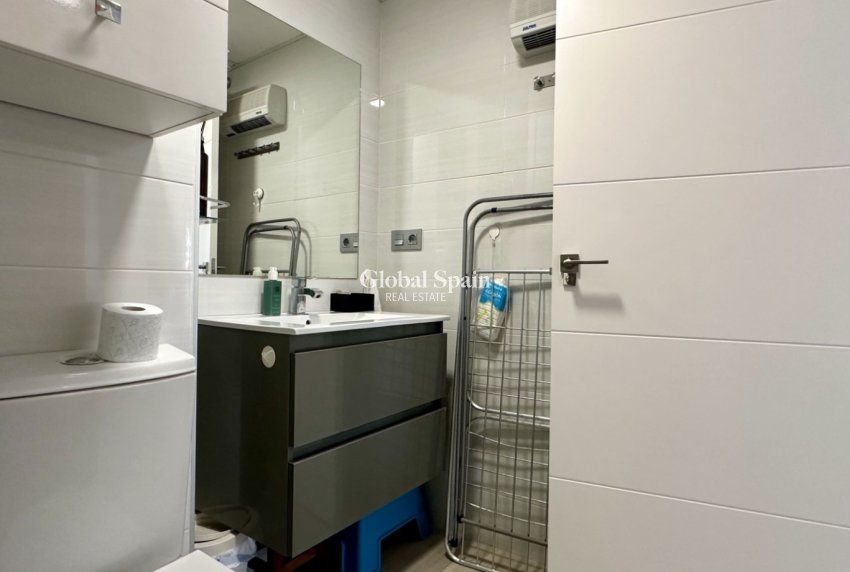 Wederverkoop - APPARTEMENT -
ORIHUELA COSTA - Costa Blanca