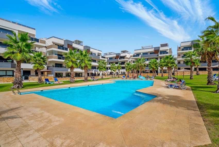 Wederverkoop - APPARTEMENT -
ORIHUELA COSTA - Costa Blanca