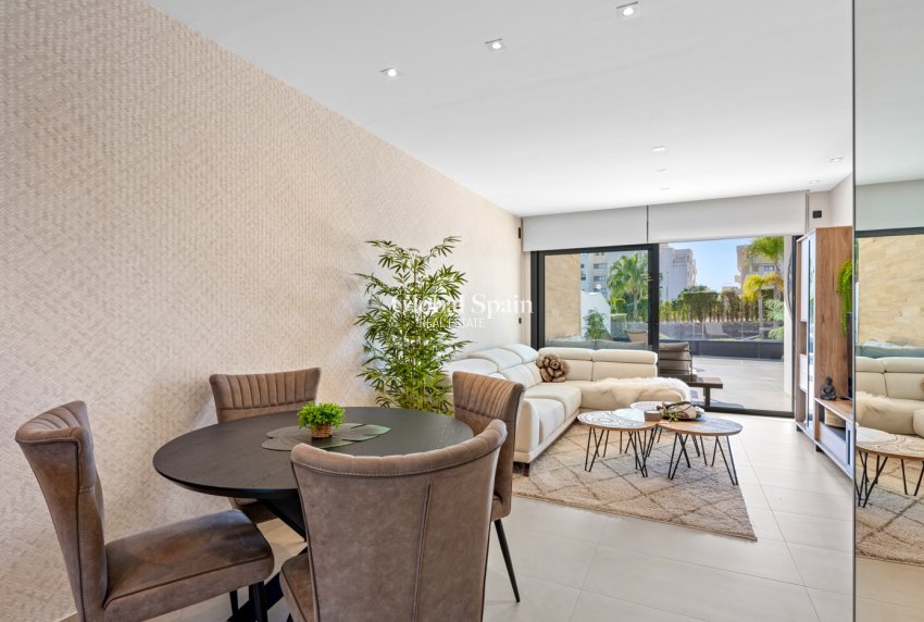 Wederverkoop - APPARTEMENT -
ORIHUELA COSTA - Costa Blanca