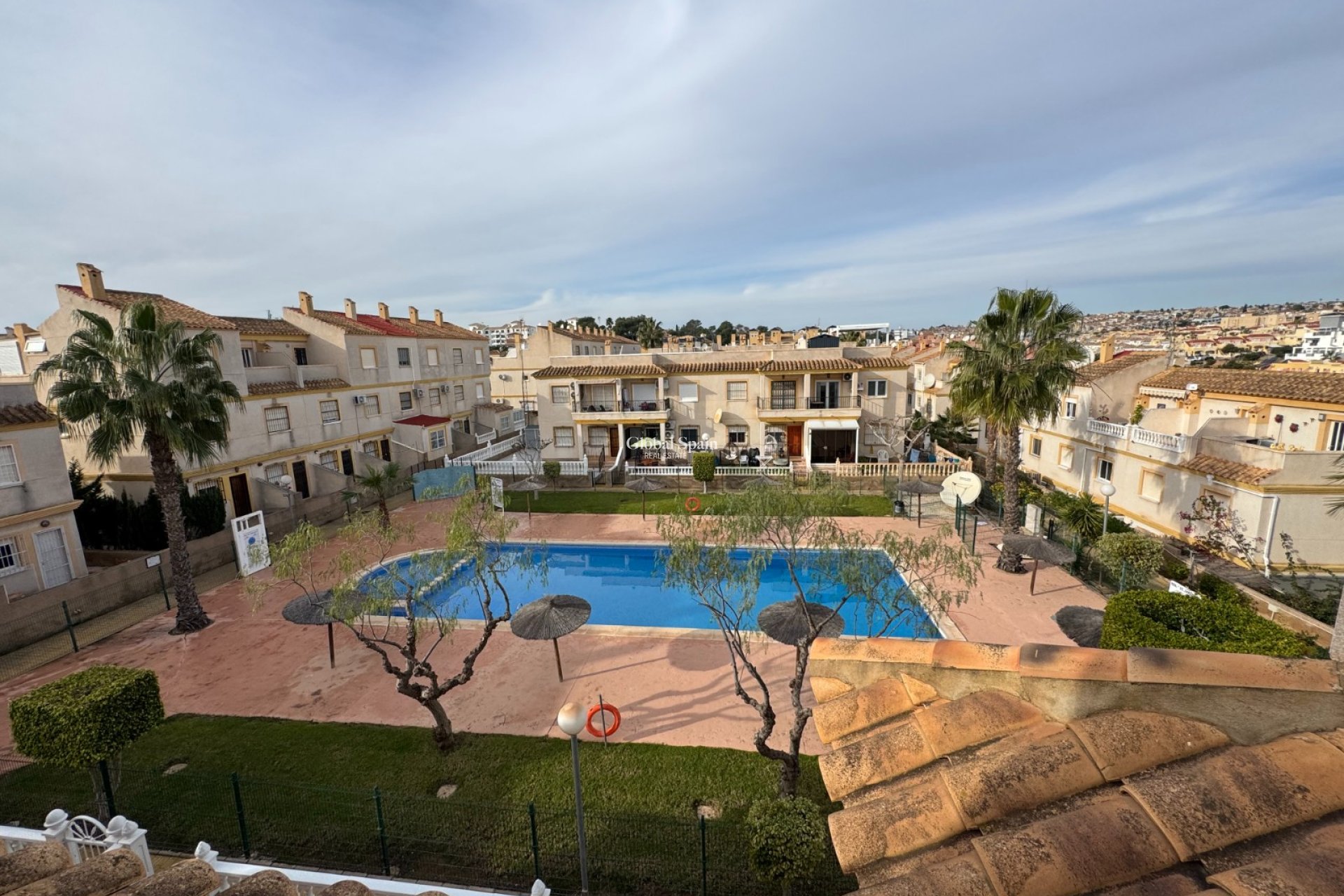 Wederverkoop - APPARTEMENT -
ORIHUELA COSTA - Costa Blanca