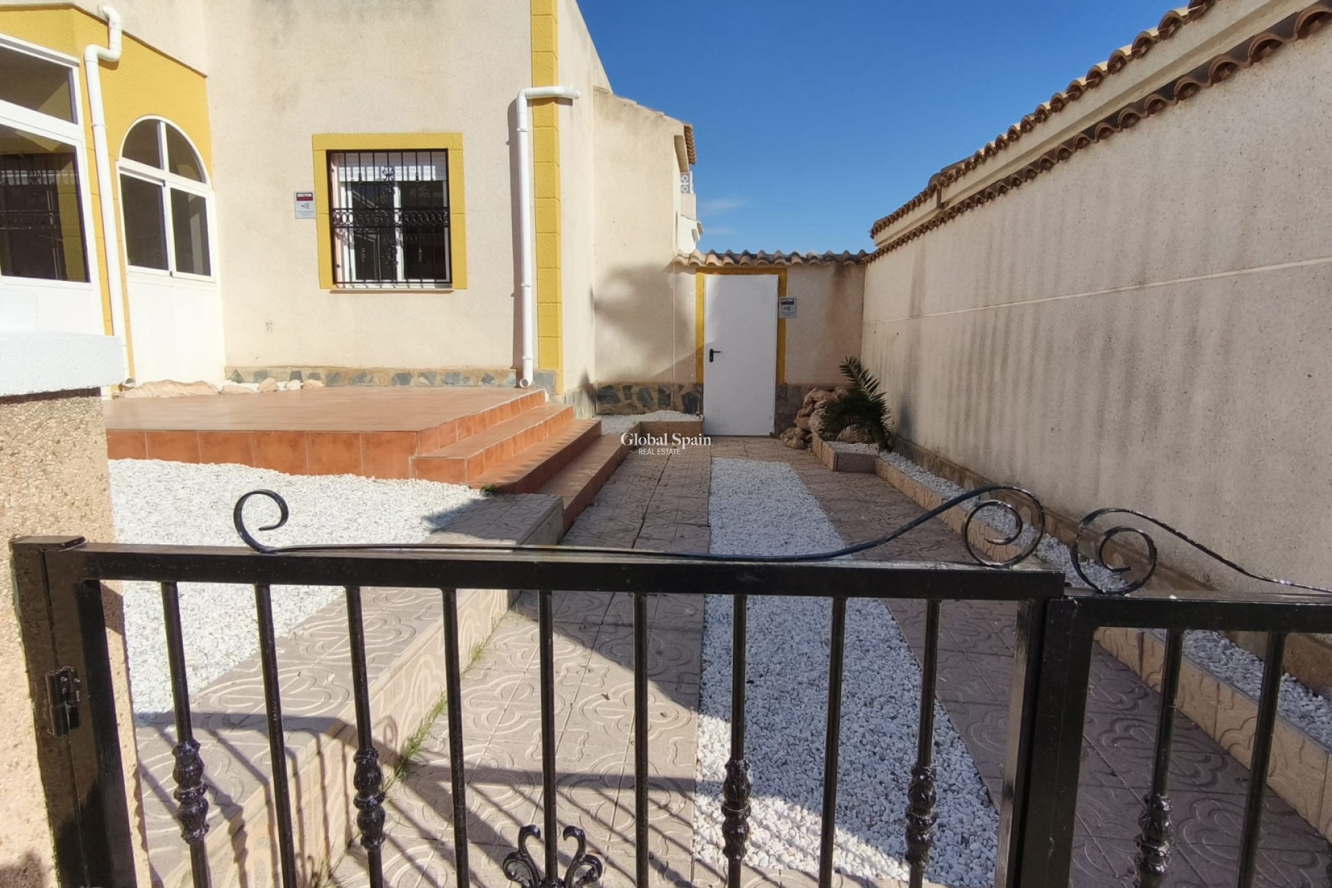 Wederverkoop - APPARTEMENT -
ORIHUELA COSTA - Costa Blanca