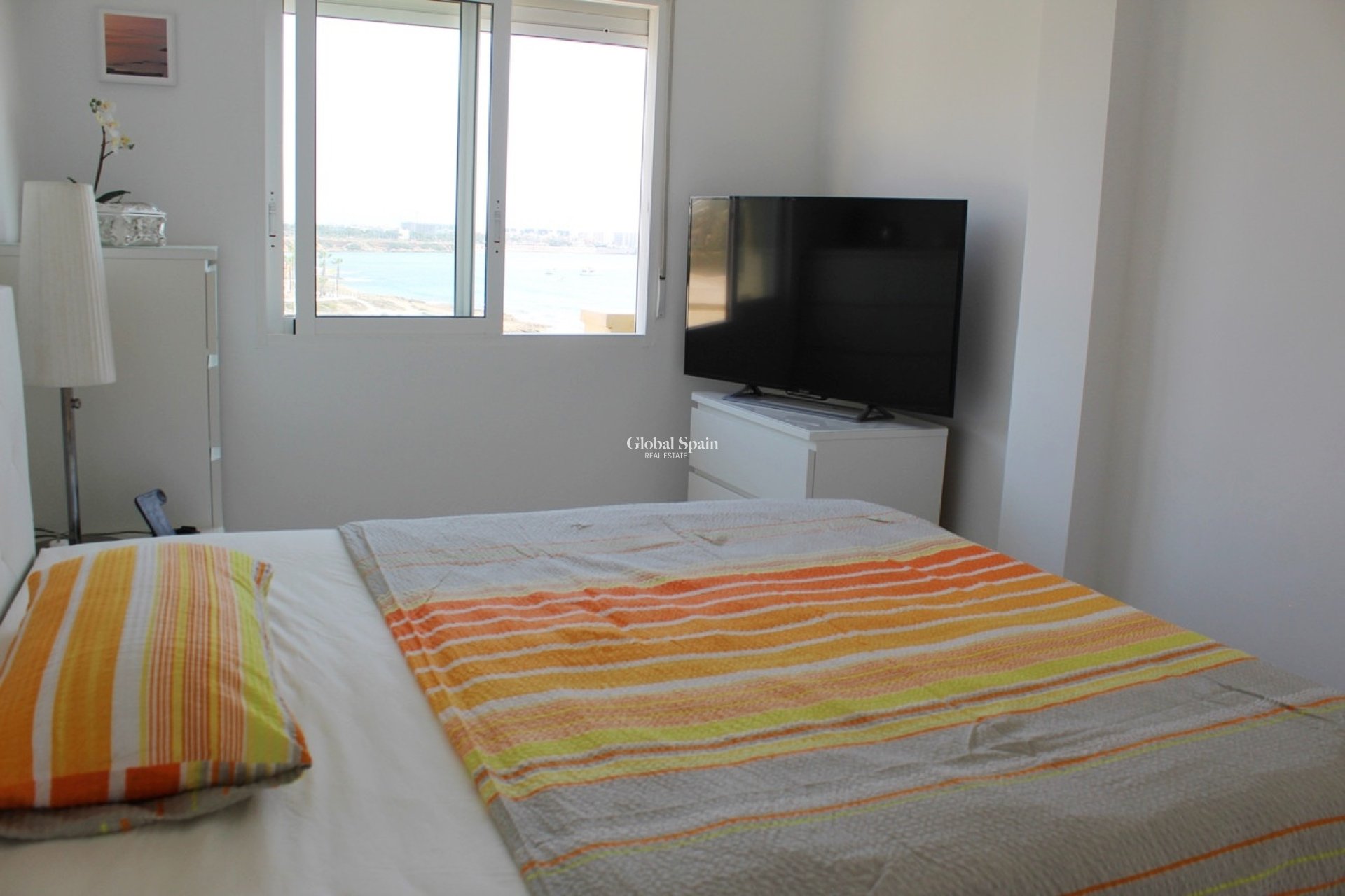 Wederverkoop - APPARTEMENT -
ORIHUELA COSTA - Costa Blanca