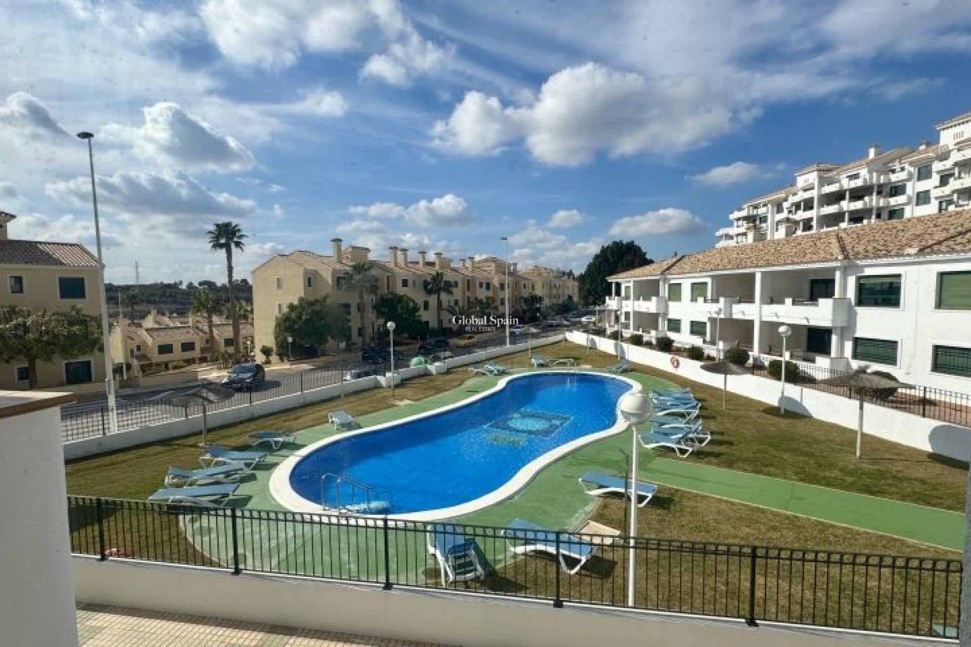 Wederverkoop - APPARTEMENT -
ORIHUELA COSTA - Costa Blanca