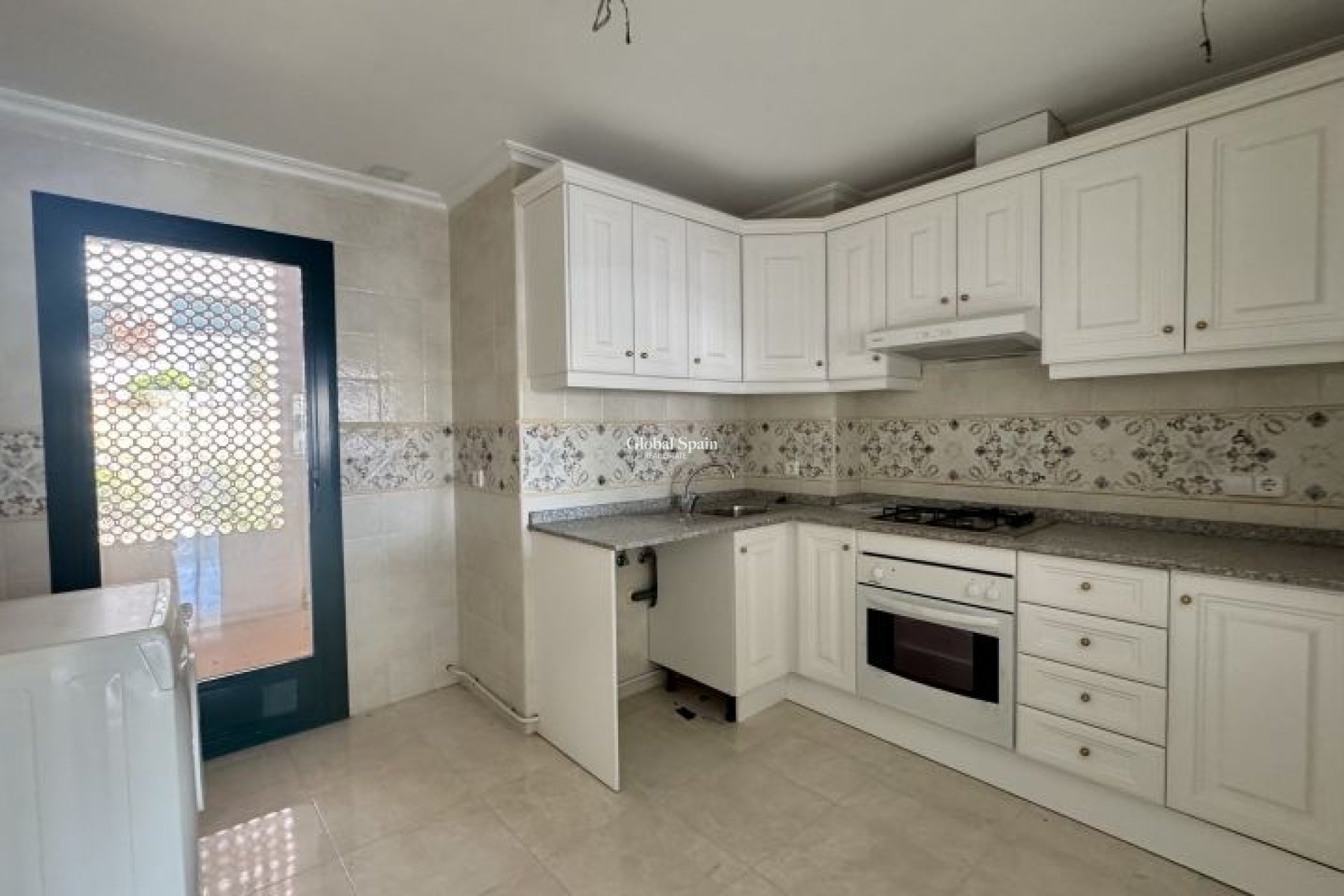 Wederverkoop - APPARTEMENT -
ORIHUELA COSTA - Costa Blanca