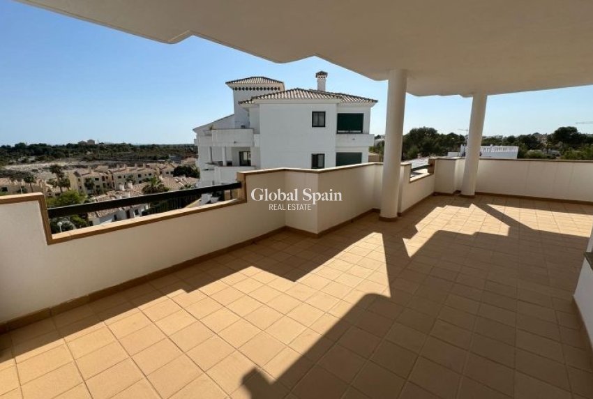 Wederverkoop - APPARTEMENT -
ORIHUELA COSTA - Costa Blanca