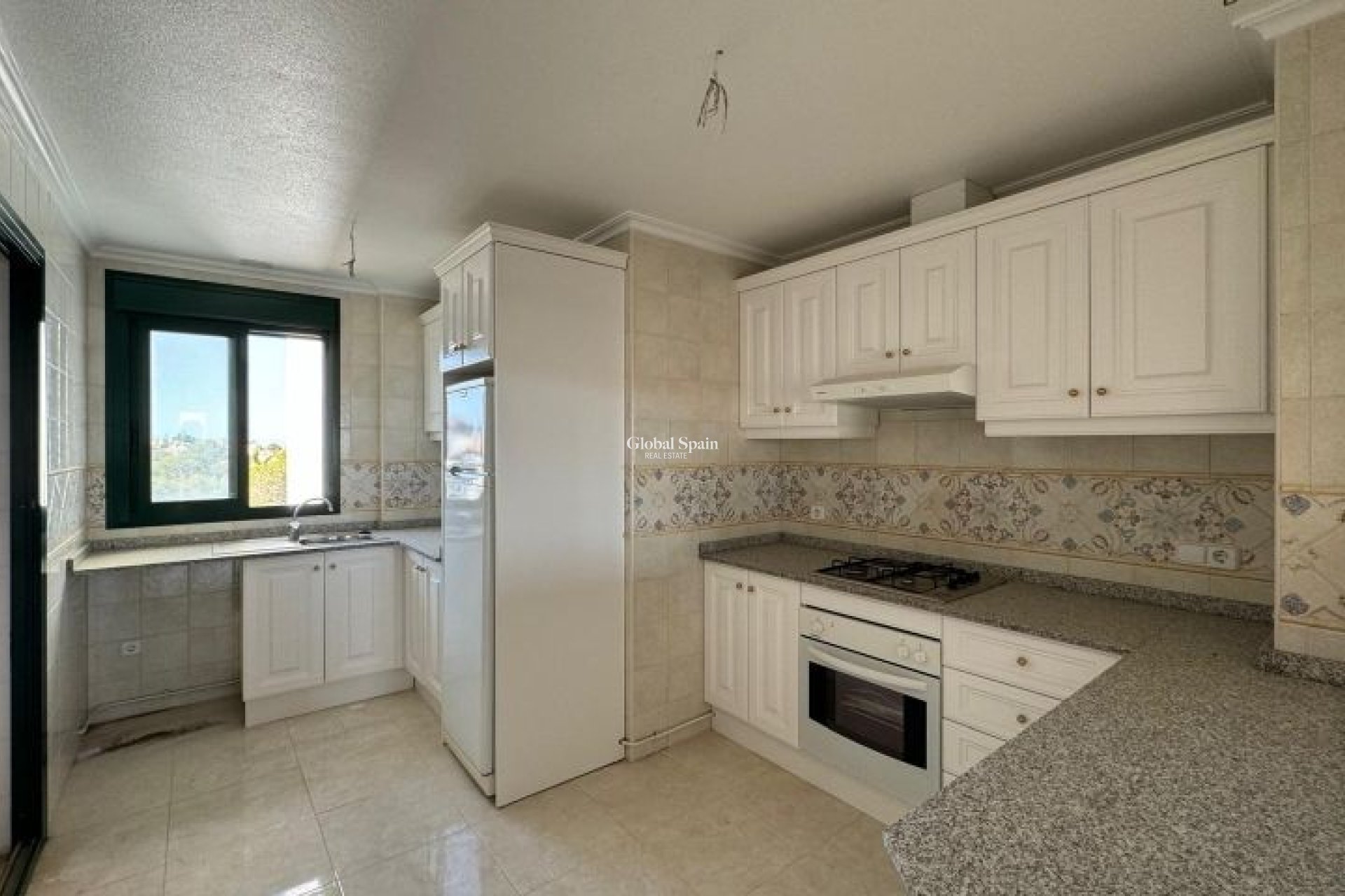Wederverkoop - APPARTEMENT -
ORIHUELA COSTA - Costa Blanca