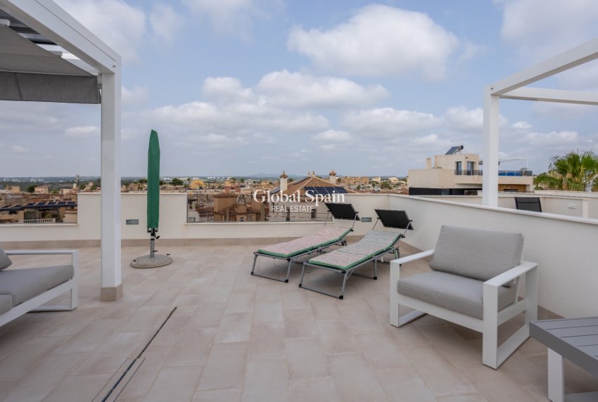 Wederverkoop - APPARTEMENT -
ORIHUELA COSTA - Costa Blanca