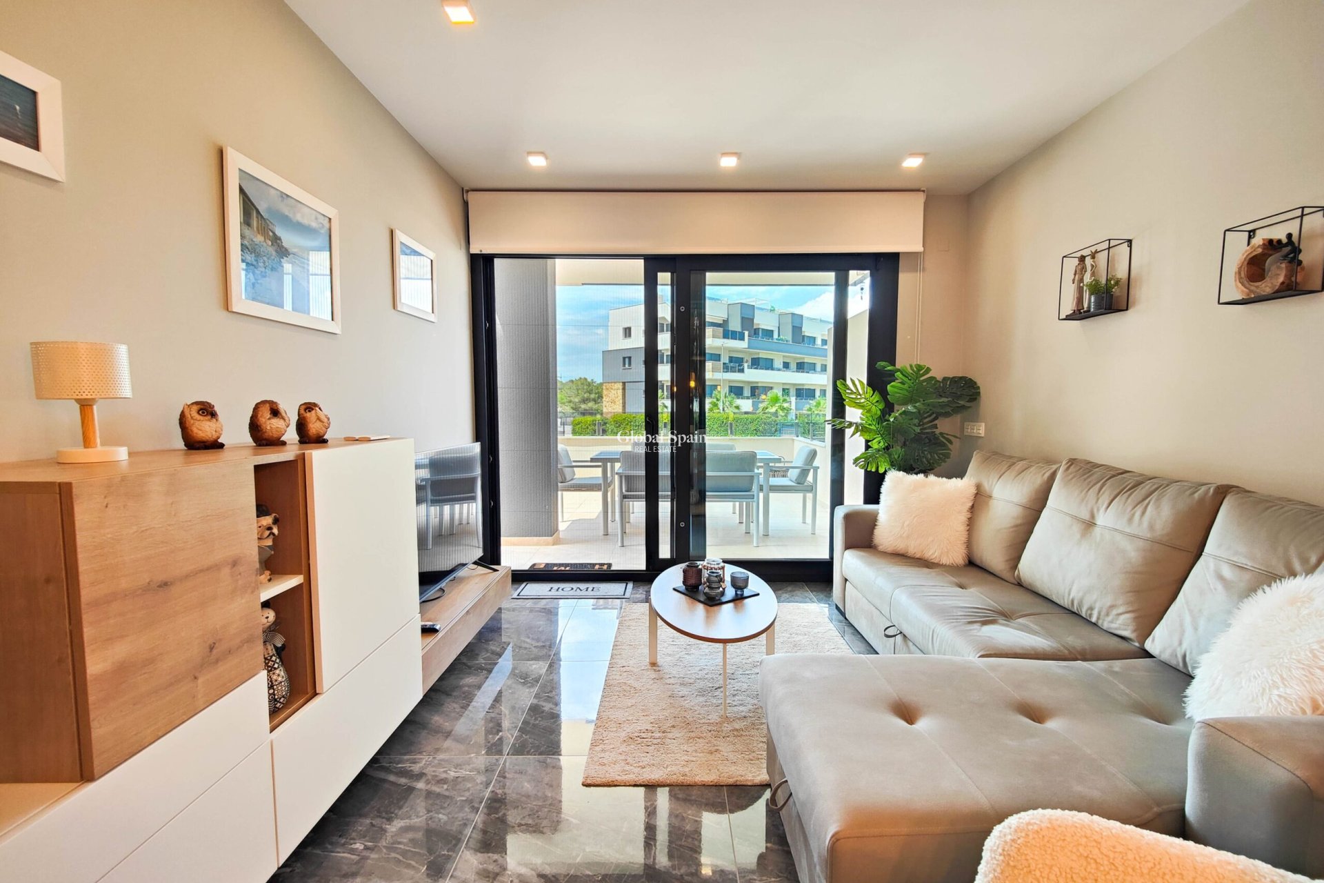 Wederverkoop - APPARTEMENT -
ORIHUELA COSTA - Costa Blanca