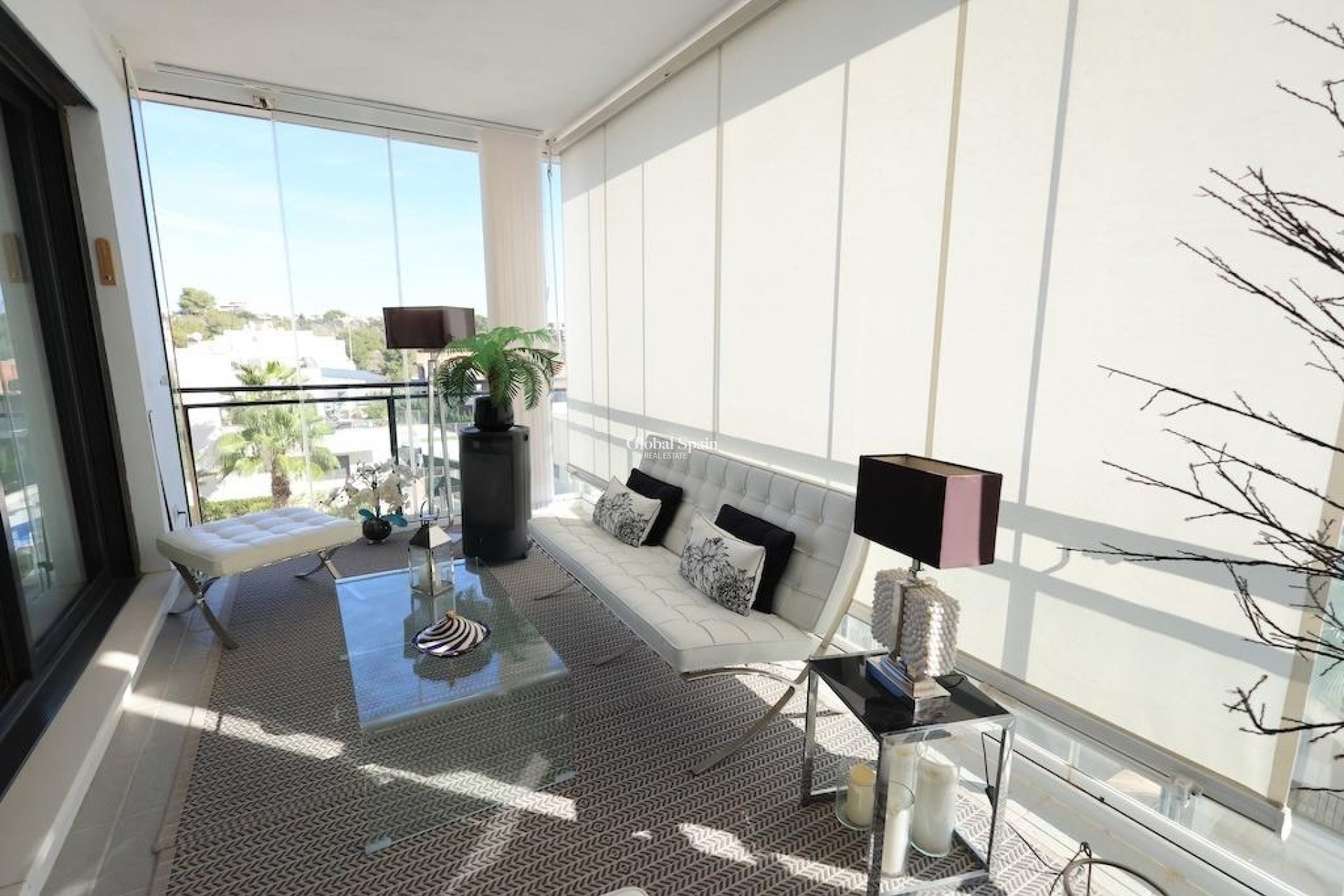Wederverkoop - APPARTEMENT -
ORIHUELA COSTA - Costa Blanca
