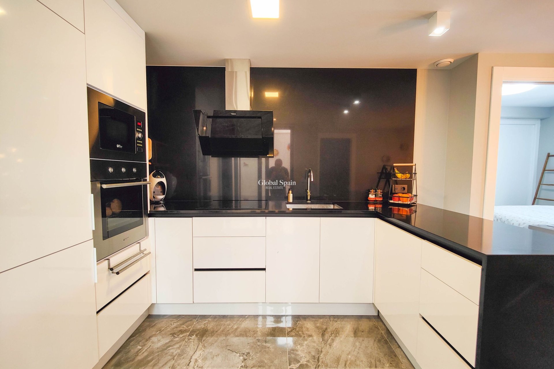 Wederverkoop - APPARTEMENT -
ORIHUELA COSTA - Costa Blanca