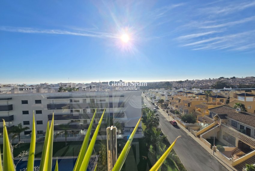 Wederverkoop - APPARTEMENT -
ORIHUELA COSTA - Costa Blanca