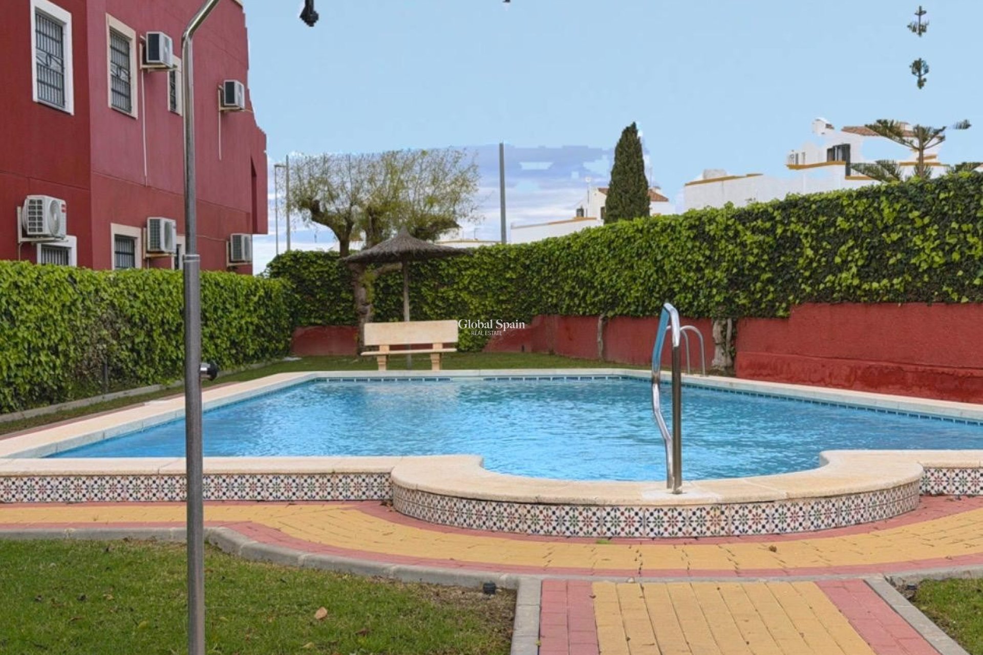 Wederverkoop - APPARTEMENT -
ORIHUELA COSTA - Costa Blanca