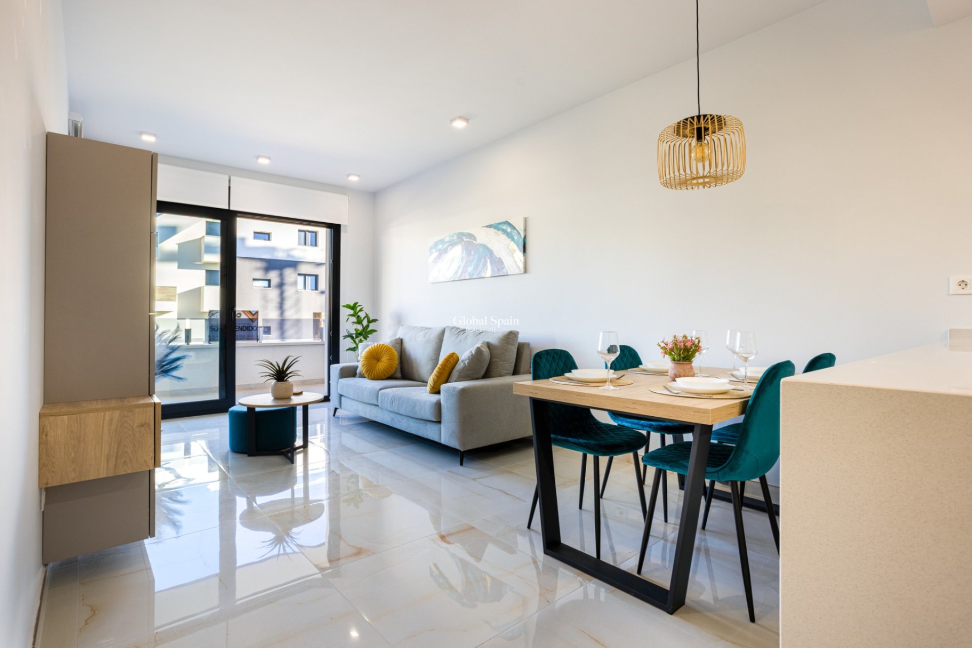 Wederverkoop - APPARTEMENT -
ORIHUELA COSTA - Costa Blanca