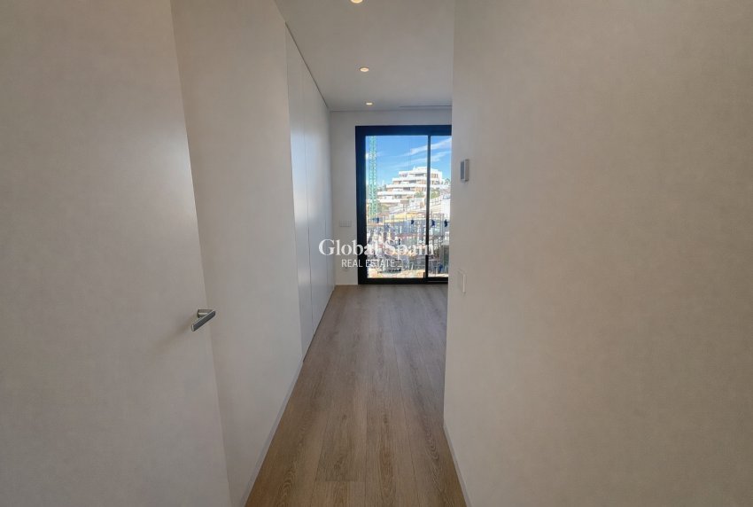 Wederverkoop - APPARTEMENT -
ORIHUELA COSTA - Costa Blanca