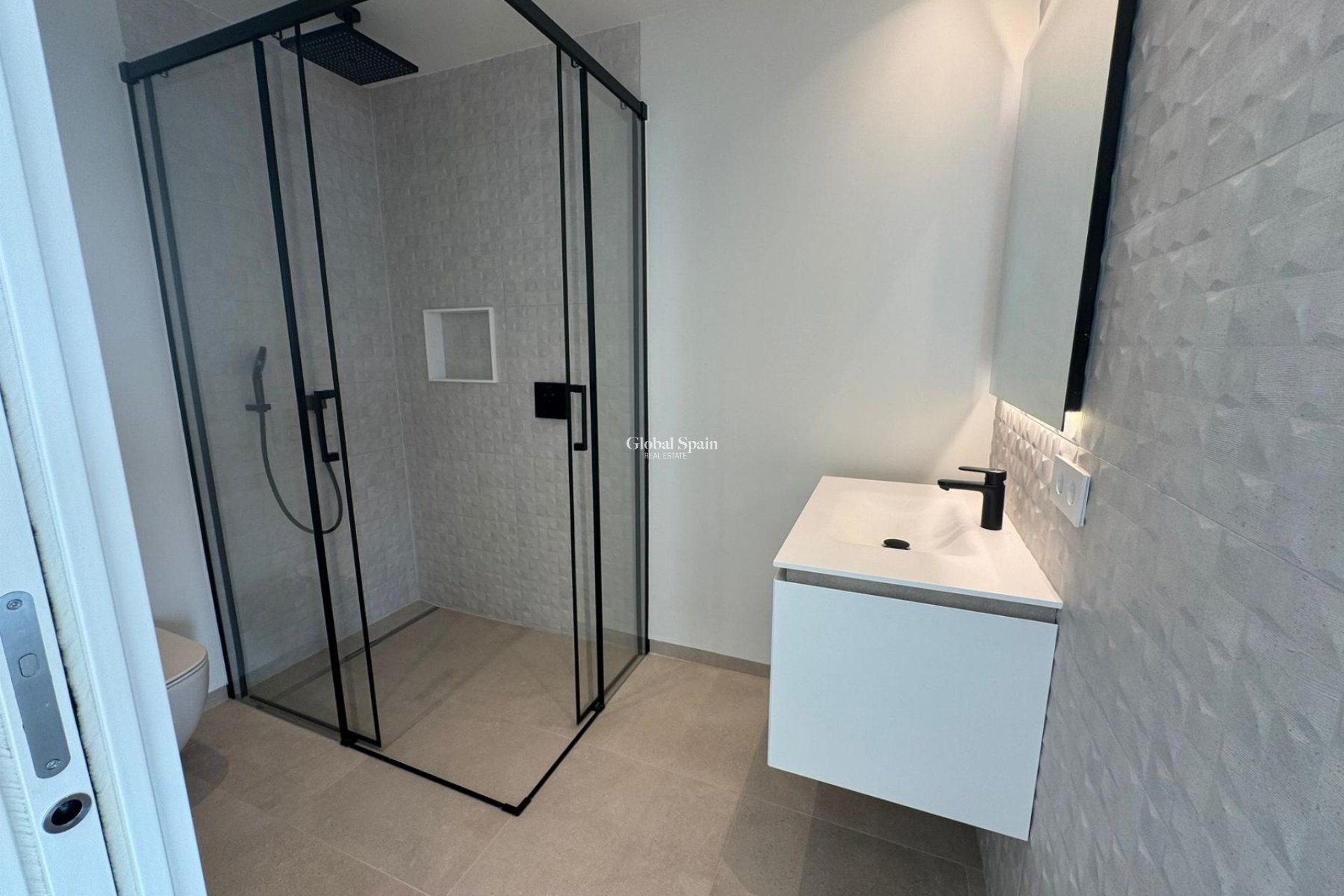 Wederverkoop - APPARTEMENT -
ORIHUELA COSTA - Costa Blanca