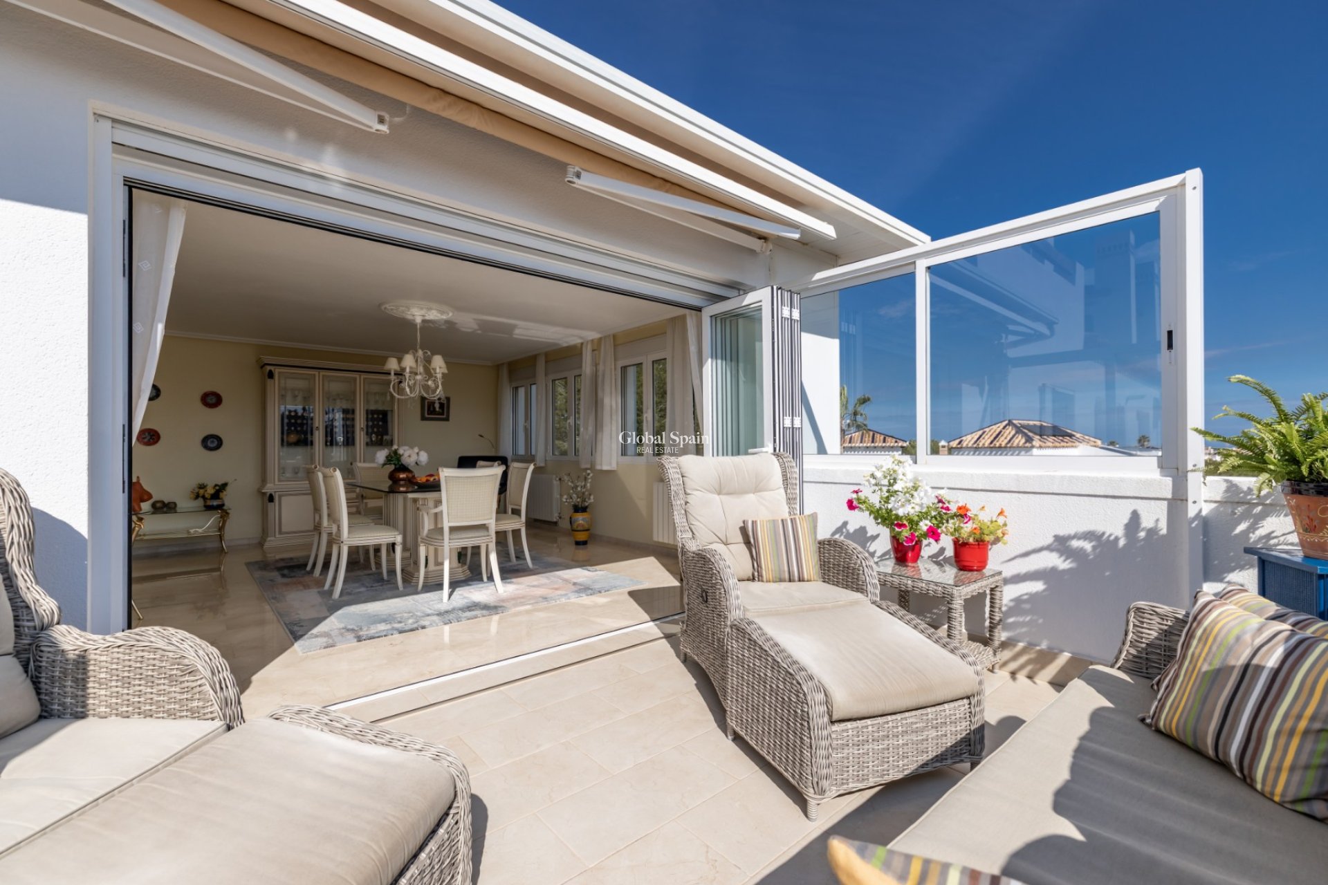 Wederverkoop - APPARTEMENT -
ORIHUELA COSTA - Costa Blanca