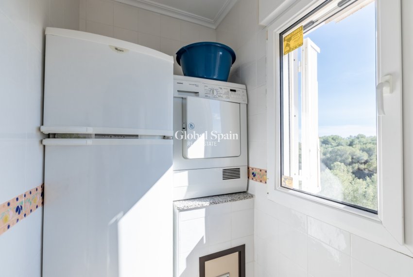 Wederverkoop - APPARTEMENT -
ORIHUELA COSTA - Costa Blanca