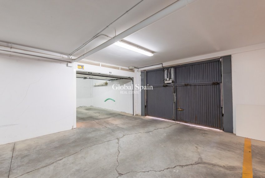 Wederverkoop - APPARTEMENT -
ORIHUELA COSTA - Costa Blanca