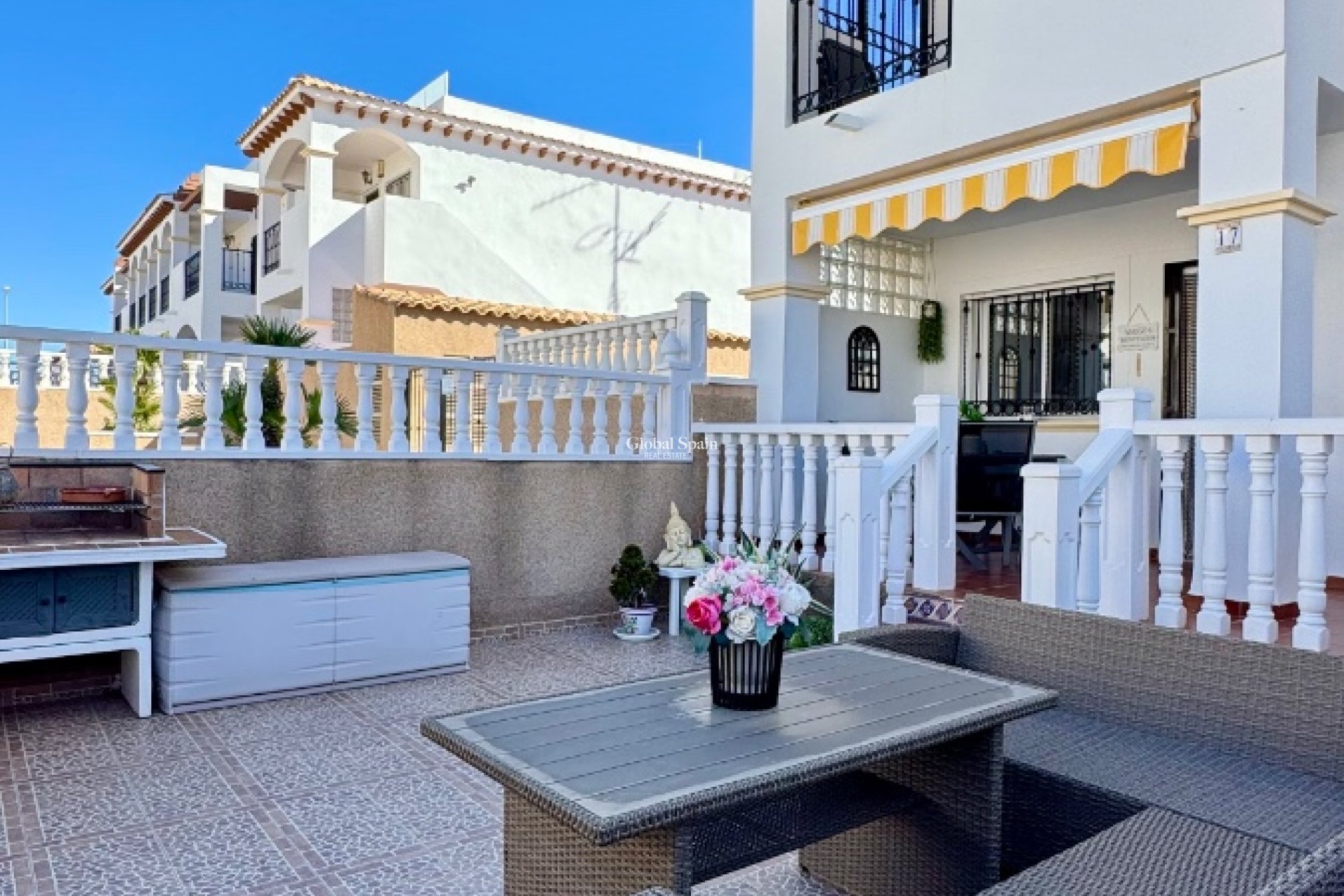 Wederverkoop - APPARTEMENT -
ORIHUELA COSTA - Costa Blanca