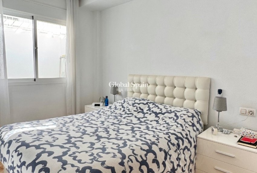 Wederverkoop - APPARTEMENT -
ORIHUELA COSTA - Costa Blanca