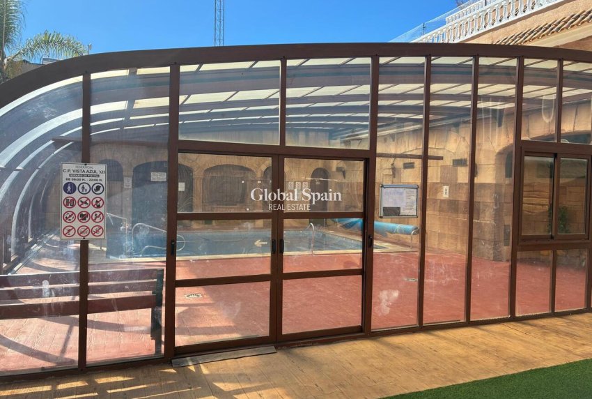 Wederverkoop - APPARTEMENT -
ORIHUELA COSTA - Costa Blanca