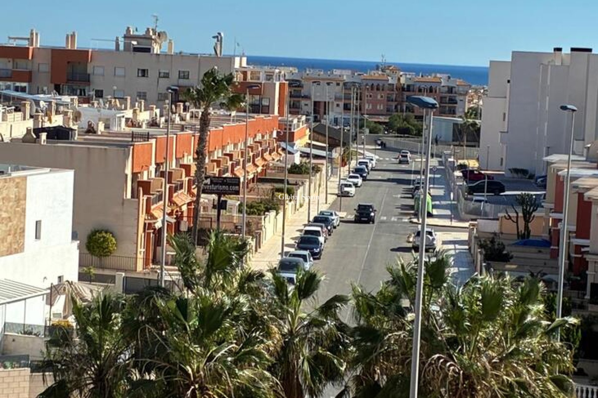 Wederverkoop - APPARTEMENT -
ORIHUELA COSTA - Costa Blanca