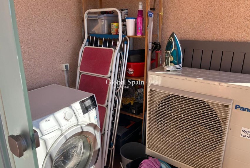 Wederverkoop - APPARTEMENT -
ORIHUELA COSTA - Costa Blanca