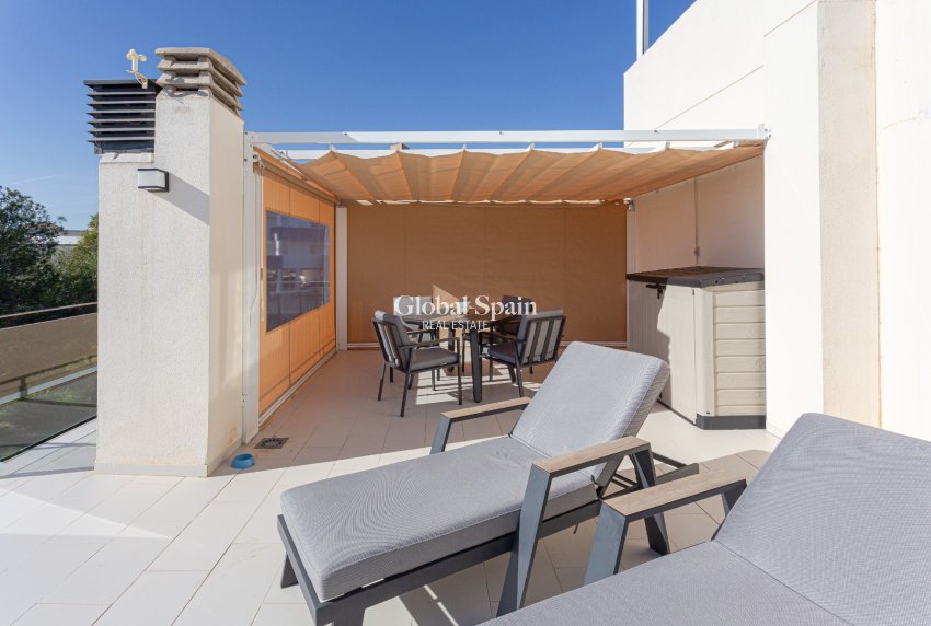 Wederverkoop - APPARTEMENT -
ORIHUELA COSTA - Costa Blanca