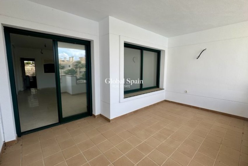 Wederverkoop - APPARTEMENT -
ORIHUELA COSTA - Costa Blanca