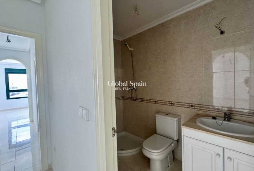 Wederverkoop - APPARTEMENT -
ORIHUELA COSTA - Costa Blanca