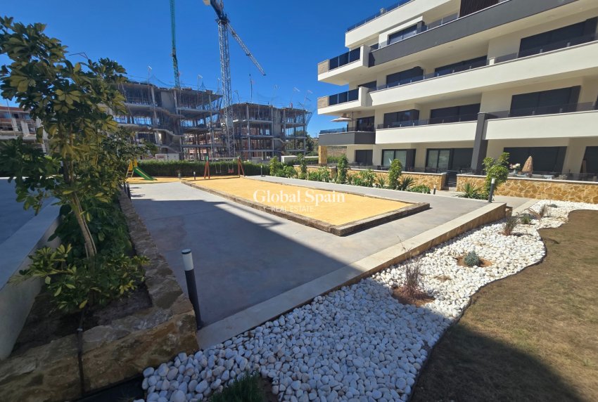 Wederverkoop - APPARTEMENT -
ORIHUELA COSTA - Costa Blanca