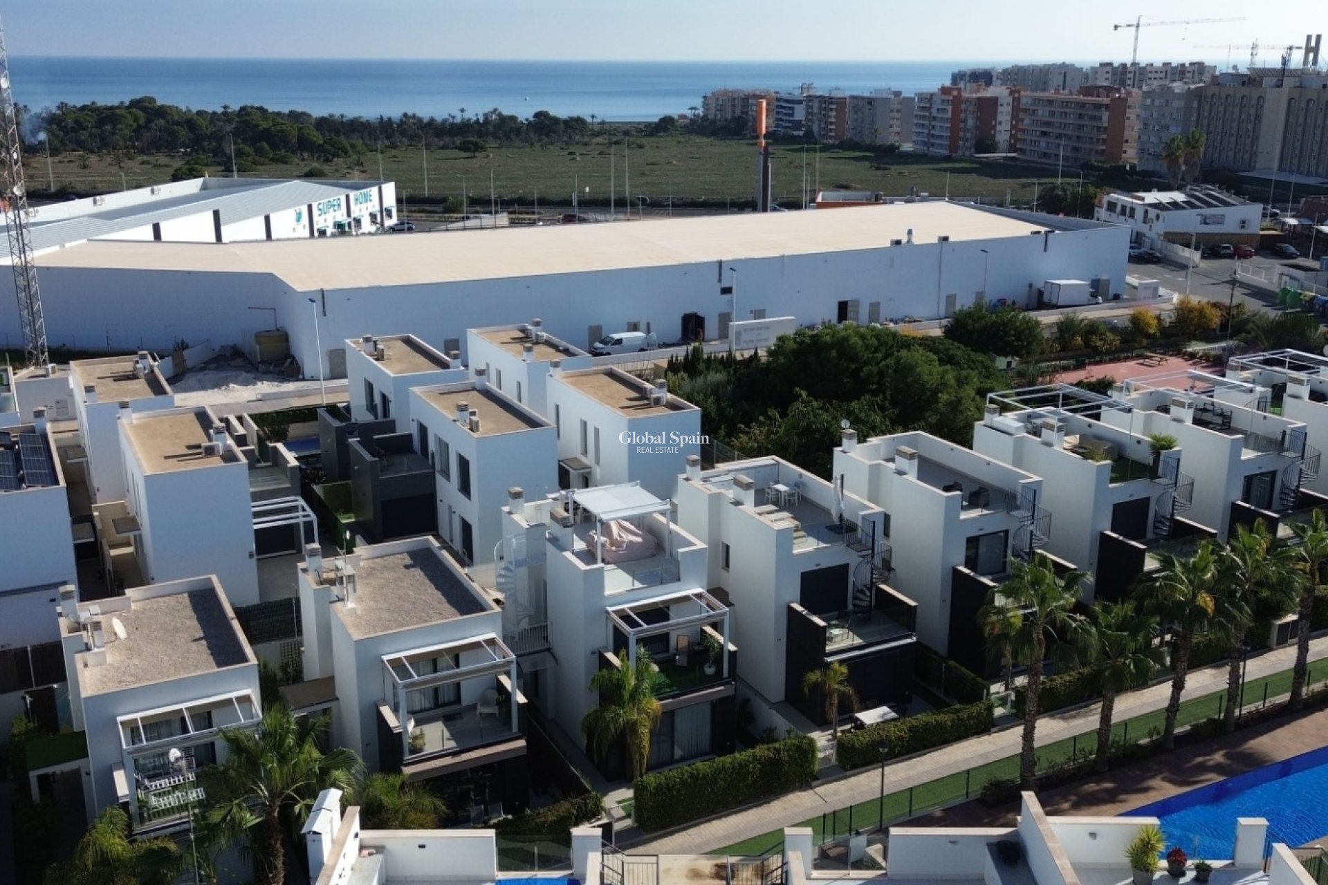 Wederverkoop - APPARTEMENT -
ORIHUELA COSTA - Costa Blanca