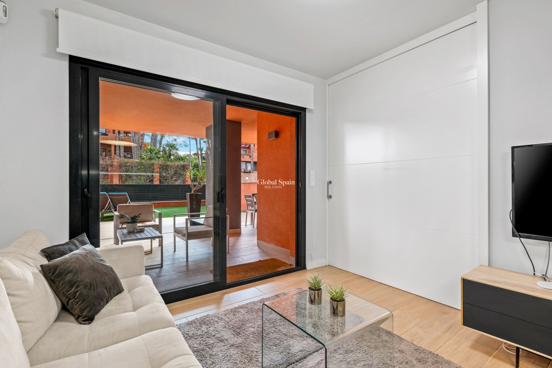 Wederverkoop - APPARTEMENT -
ORIHUELA COSTA - Costa Blanca