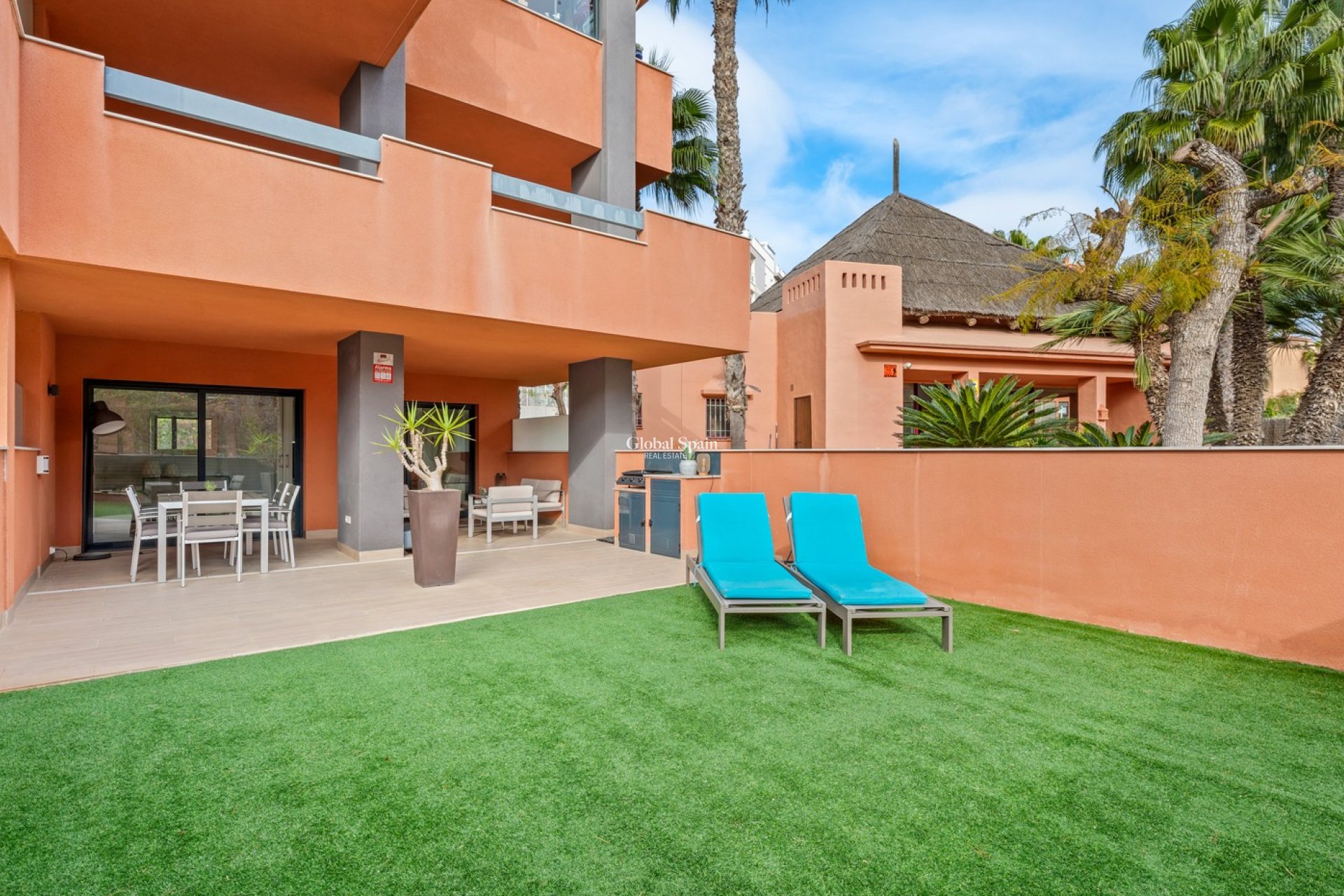 Wederverkoop - APPARTEMENT -
ORIHUELA COSTA - Costa Blanca