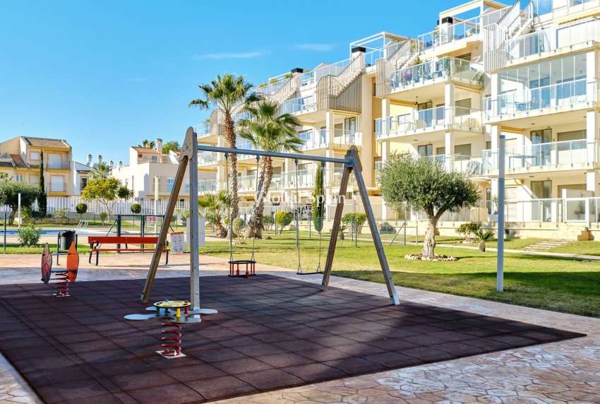 Wederverkoop - APPARTEMENT -
ORIHUELA COSTA - Costa Blanca