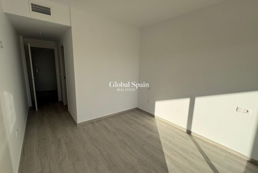 Wederverkoop - APPARTEMENT -
ORIHUELA COSTA - Costa Blanca