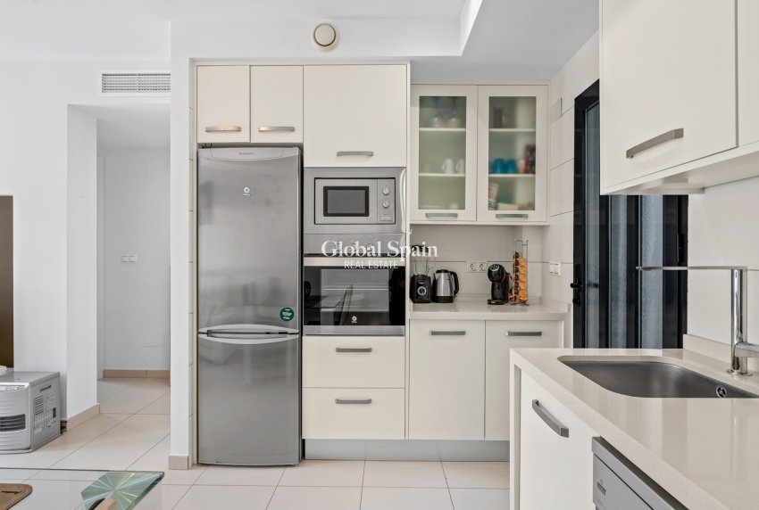 Wederverkoop - APPARTEMENT -
ORIHUELA COSTA - Costa Blanca