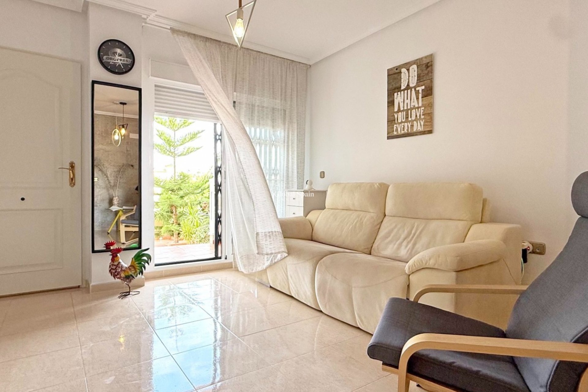 Wederverkoop - APPARTEMENT -
ORIHUELA COSTA - Costa Blanca