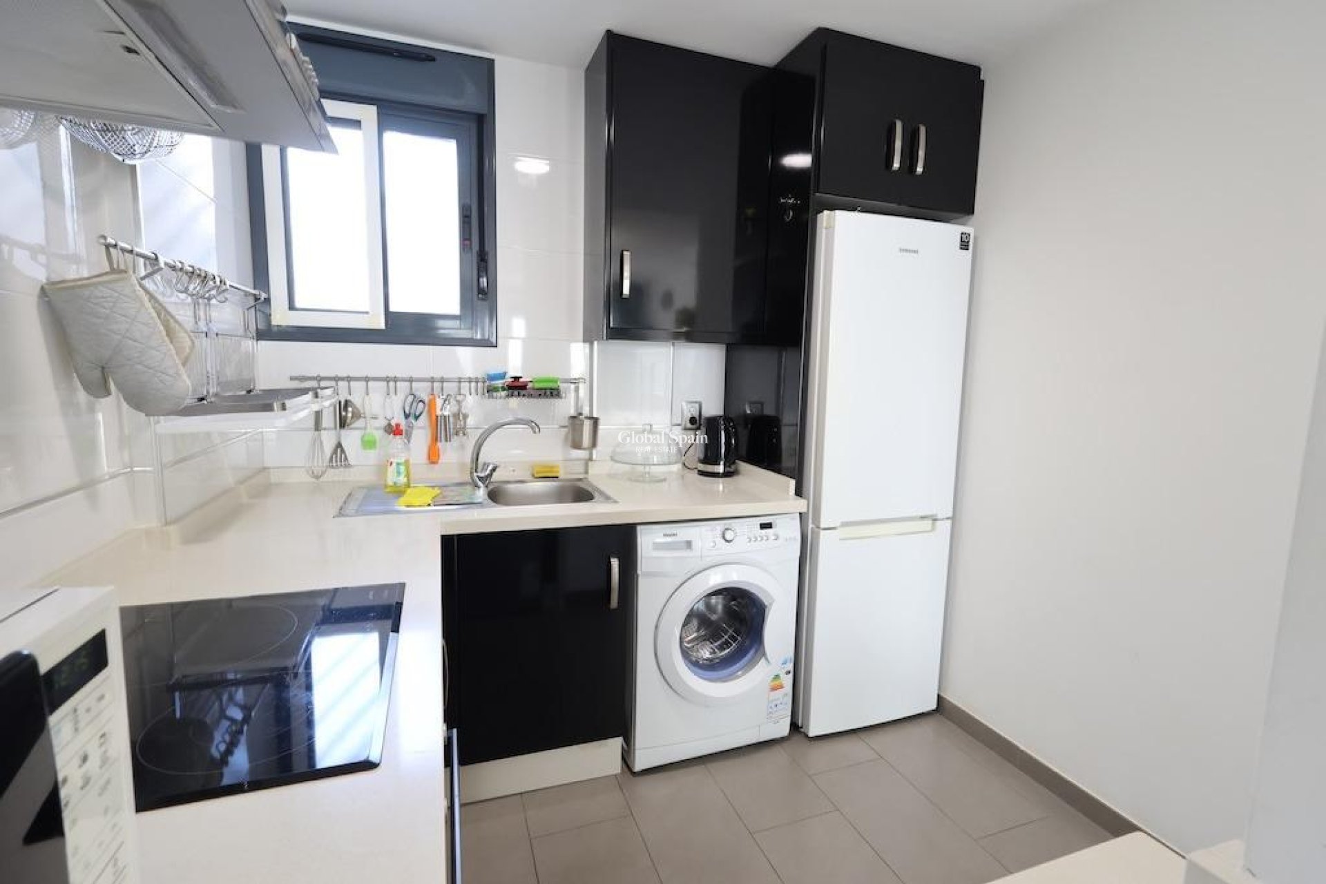 Wederverkoop - APPARTEMENT -
ORIHUELA COSTA - Costa Blanca