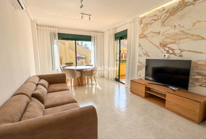 Wederverkoop - APPARTEMENT -
ORIHUELA COSTA - Costa Blanca