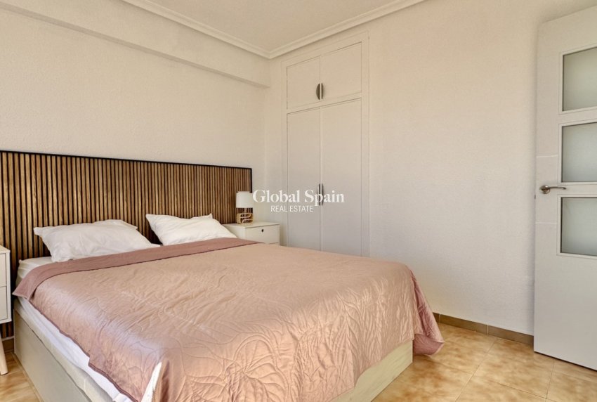 Wederverkoop - APPARTEMENT -
ORIHUELA COSTA - Costa Blanca