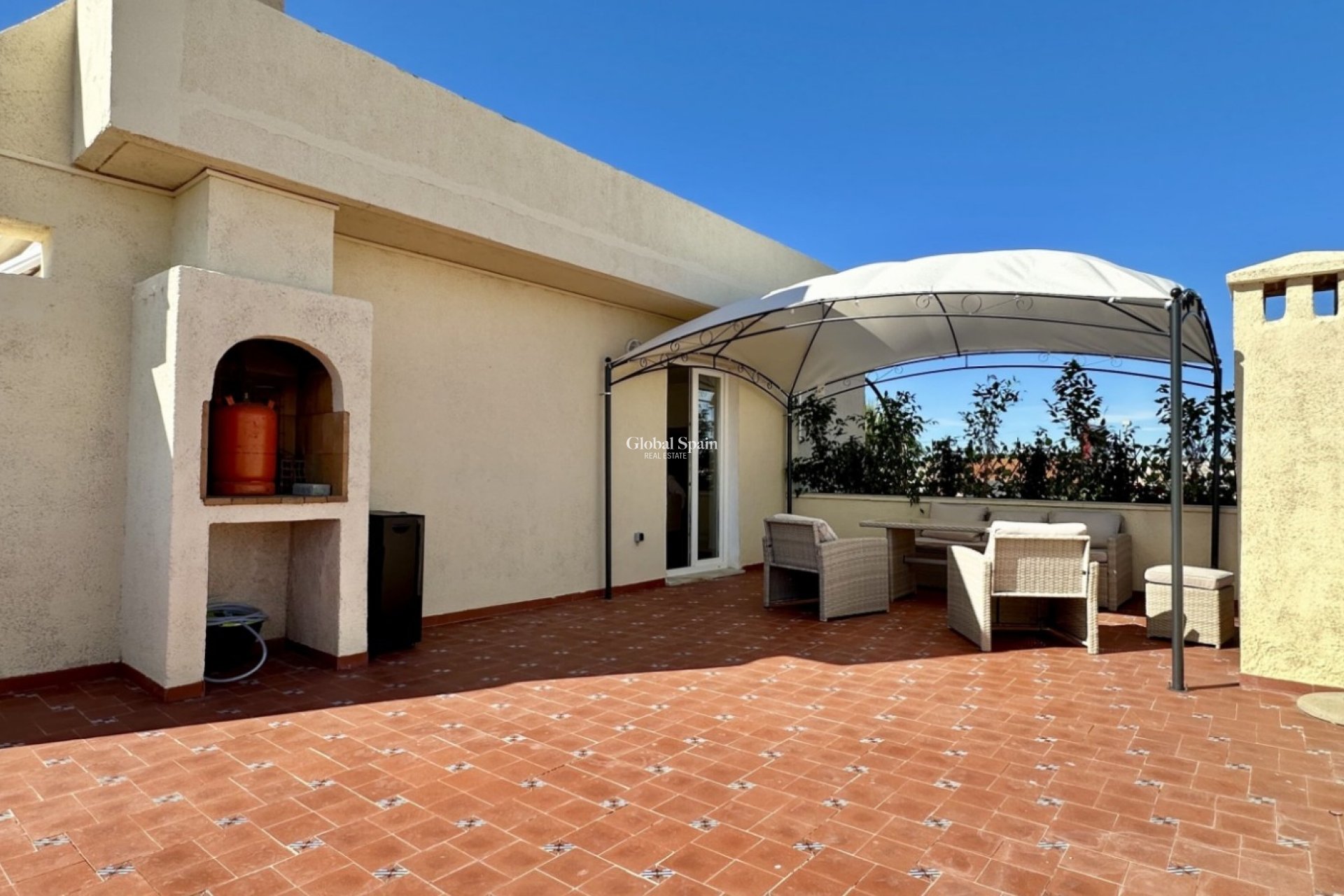 Wederverkoop - APPARTEMENT -
ORIHUELA COSTA - Costa Blanca