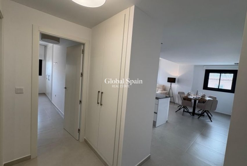 Wederverkoop - APPARTEMENT -
ORIHUELA COSTA - Costa Blanca