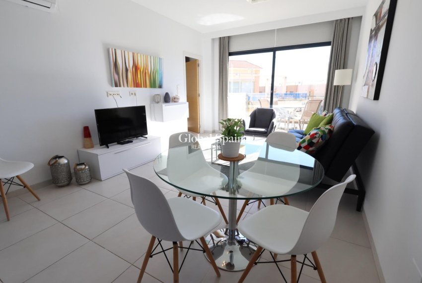 Wederverkoop - APPARTEMENT -
ORIHUELA COSTA - Costa Blanca