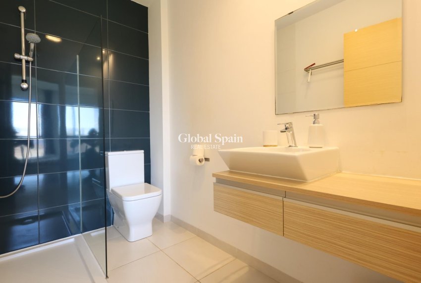 Wederverkoop - APPARTEMENT -
ORIHUELA COSTA - Costa Blanca