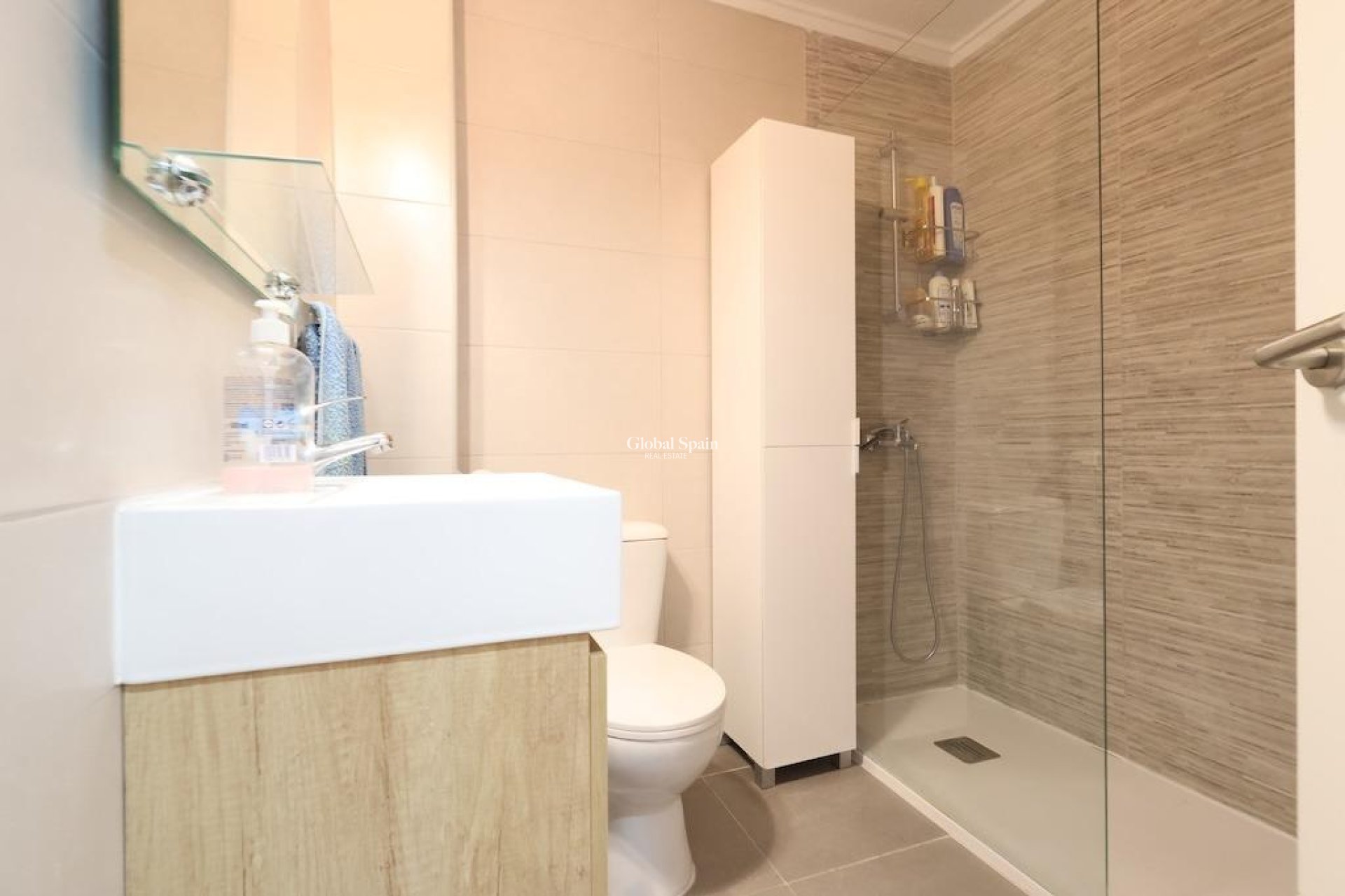 Wederverkoop - APPARTEMENT -
ORIHUELA COSTA - Costa Blanca