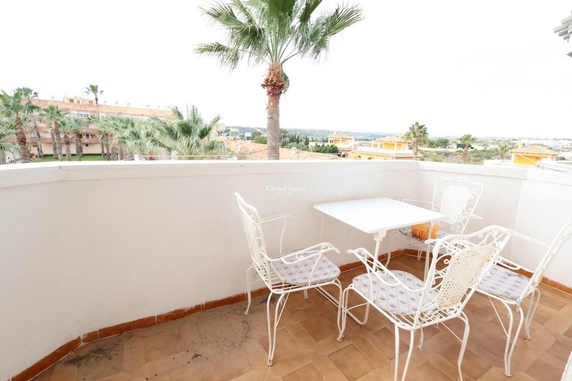 Wederverkoop - APPARTEMENT -
ORIHUELA COSTA - Costa Blanca