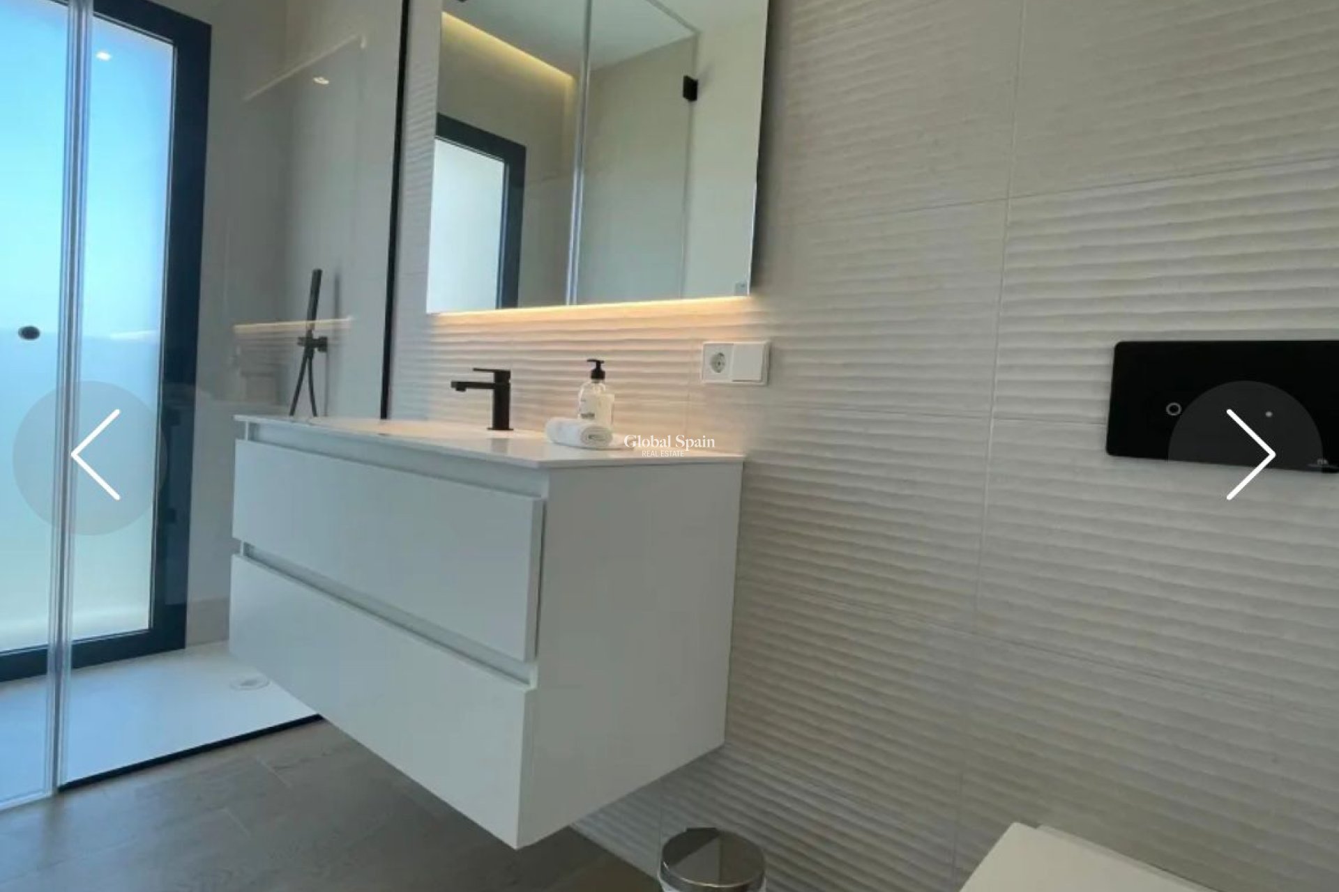 Wederverkoop - APPARTEMENT -
ORIHUELA COSTA - Costa Blanca