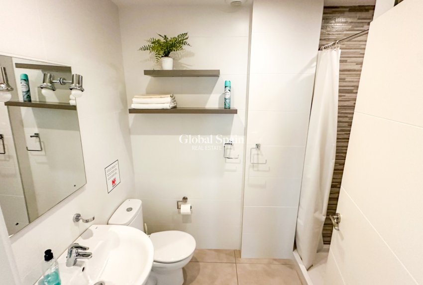 Wederverkoop - APPARTEMENT -
ORIHUELA COSTA - Costa Blanca