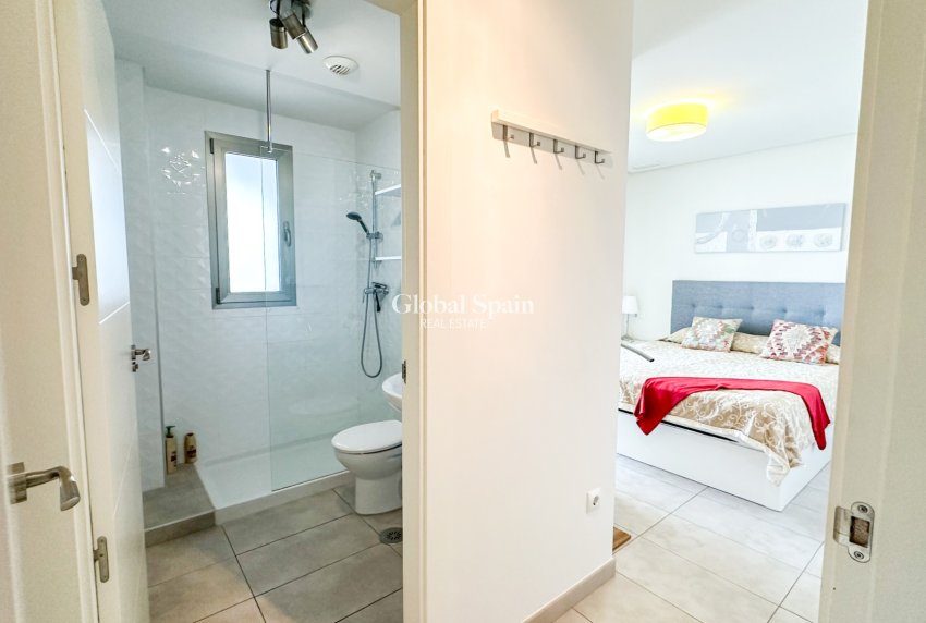 Wederverkoop - APPARTEMENT -
ORIHUELA COSTA - Costa Blanca